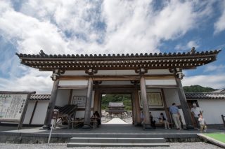 超広角レンズで切り取る「恐山とはこんな所」 大祭典前に行ってみた