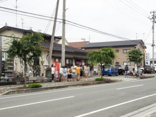 げそ天、肉そば、と言えば「一庵」が有名なので行ってみた