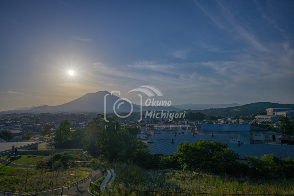 Z7+24-50mm f4-6.3 岩手山と太陽を撮影